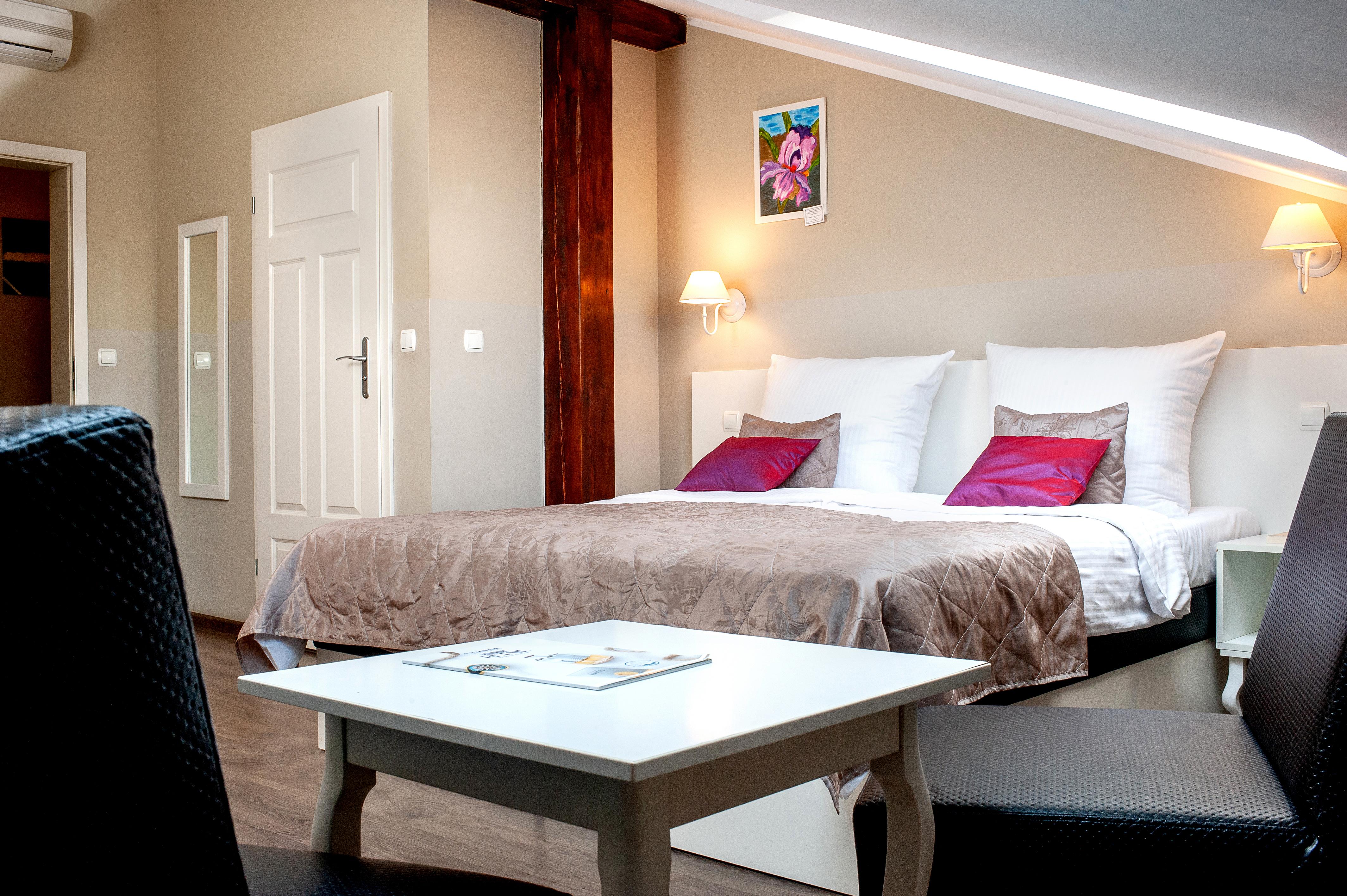 Leone Aparthotel Krakow Ngoại thất bức ảnh