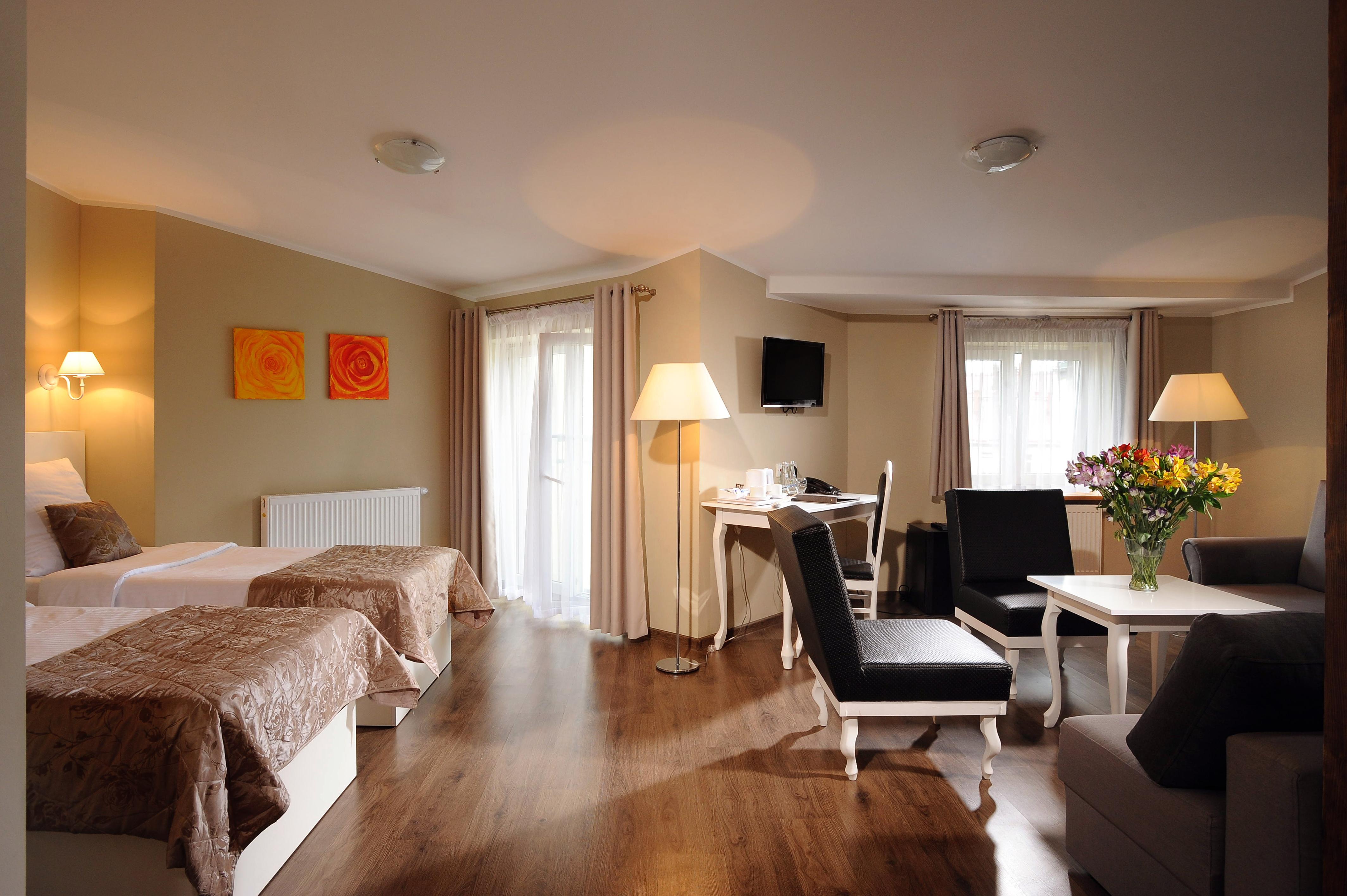 Leone Aparthotel Krakow Ngoại thất bức ảnh