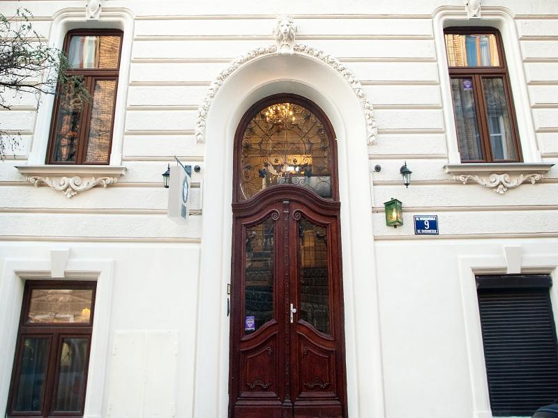 Leone Aparthotel Krakow Ngoại thất bức ảnh